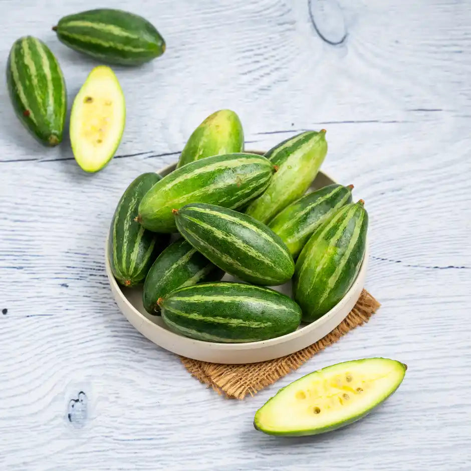 POINTED GOURD (PARWAL) 1KG