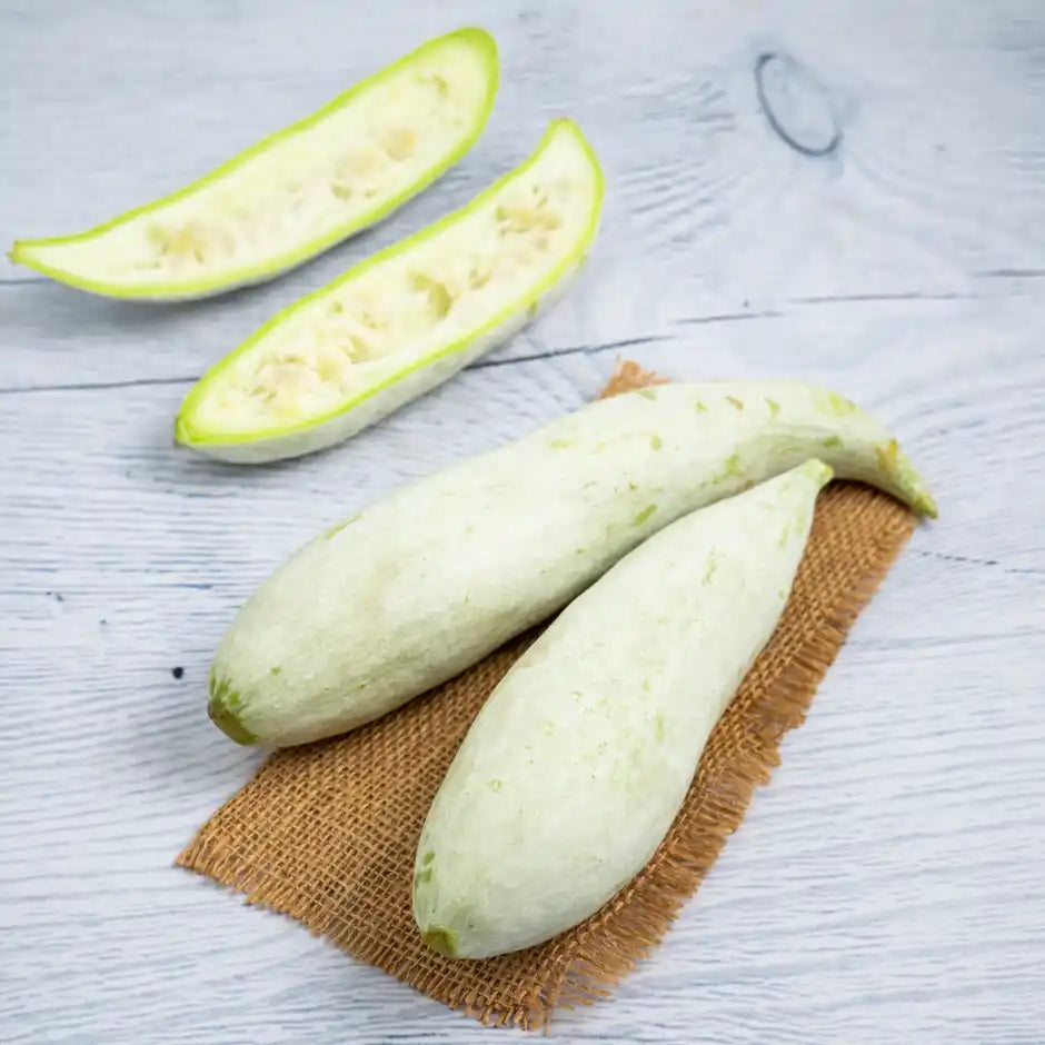 SNAKE GOURD (CHICHINDA) 1KG