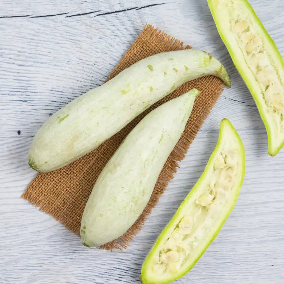 SNAKE GOURD (CHICHINDA) 1KG